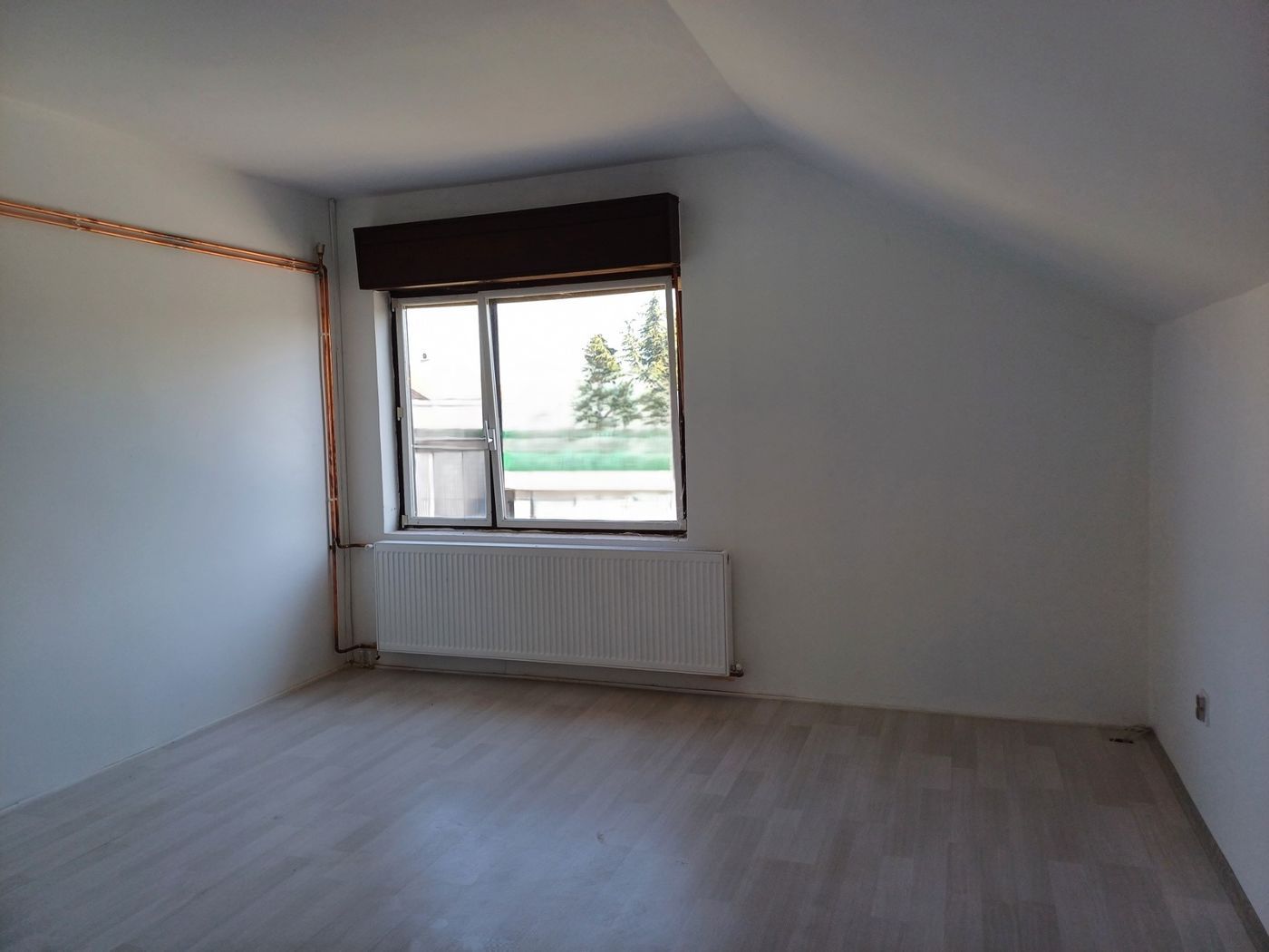 kuca za izdavanje Veternik 135m2 12267