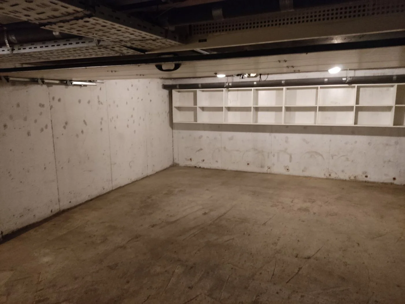 garaza za izdavanje Novi Sad 30m2 12299