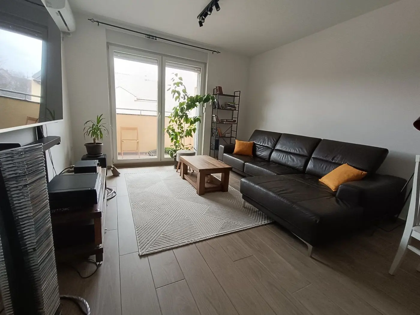 stan na prodaju Novi Sad, 79m2 538735