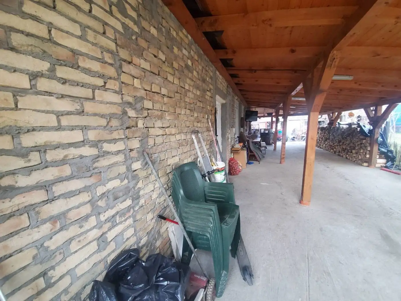 kuca na prodaju Kać 56m2 538815