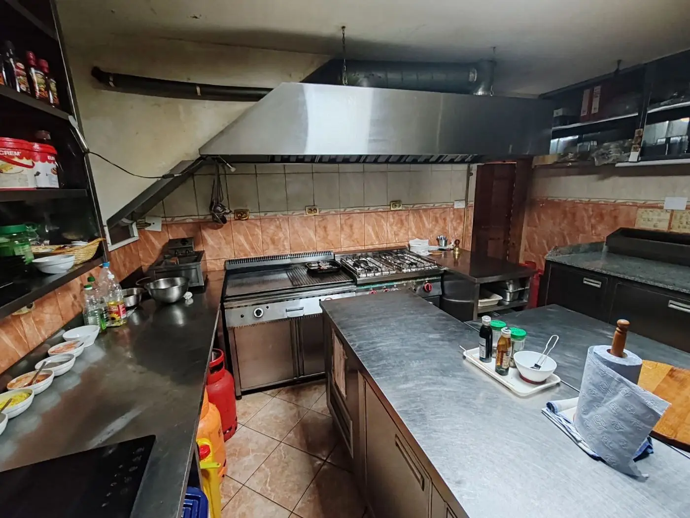 lokal na prodaju Sremski Karlovci 148m2 572446