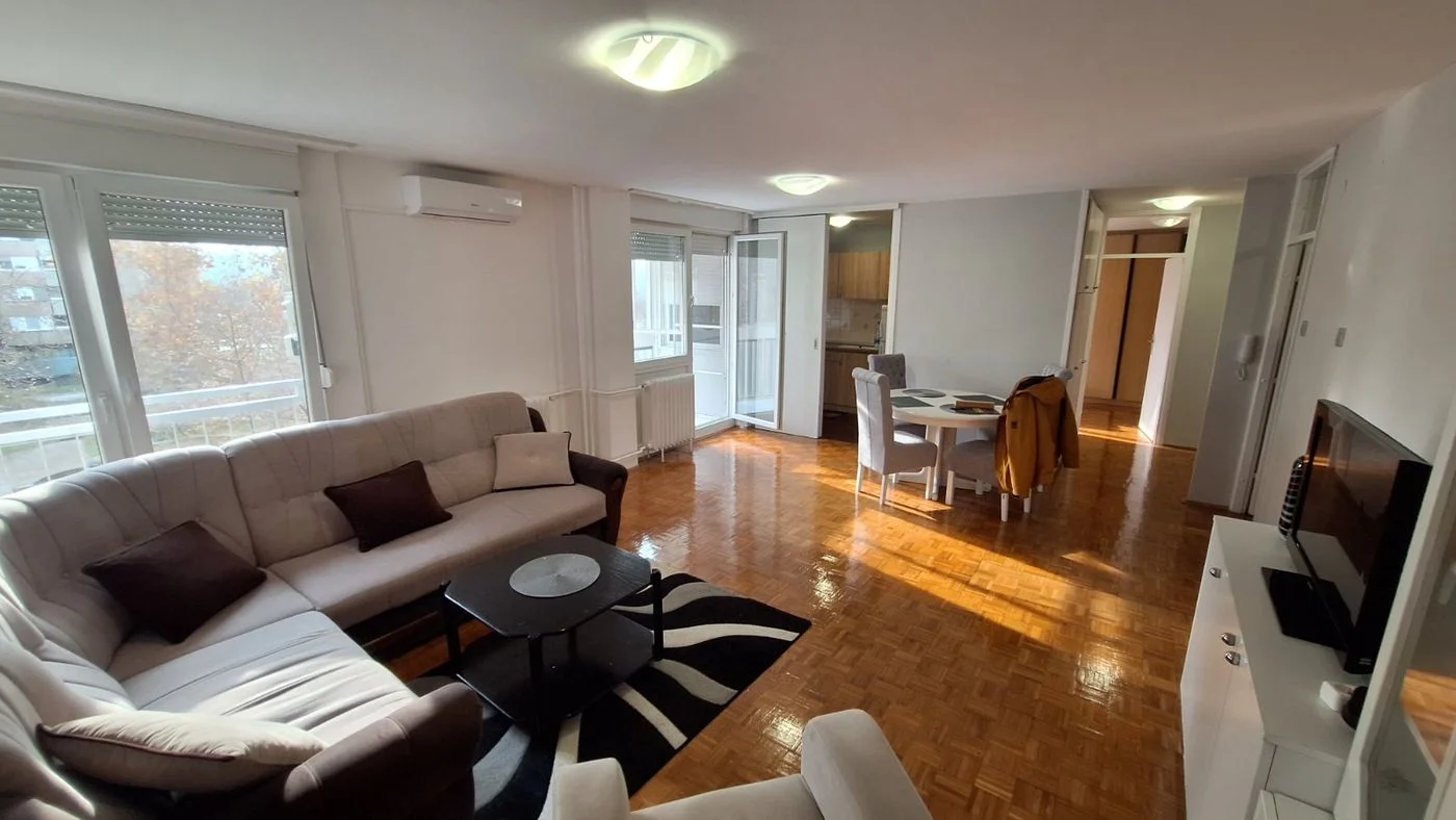 stan na prodaju Novi Sad, 65m2 539168