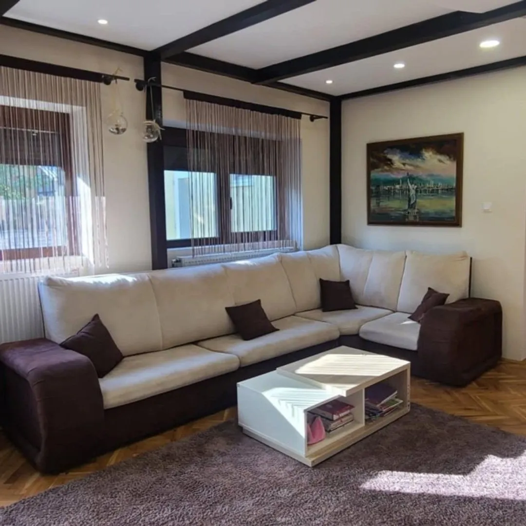 kuca na prodaju Novi Sad, 107m2 539997