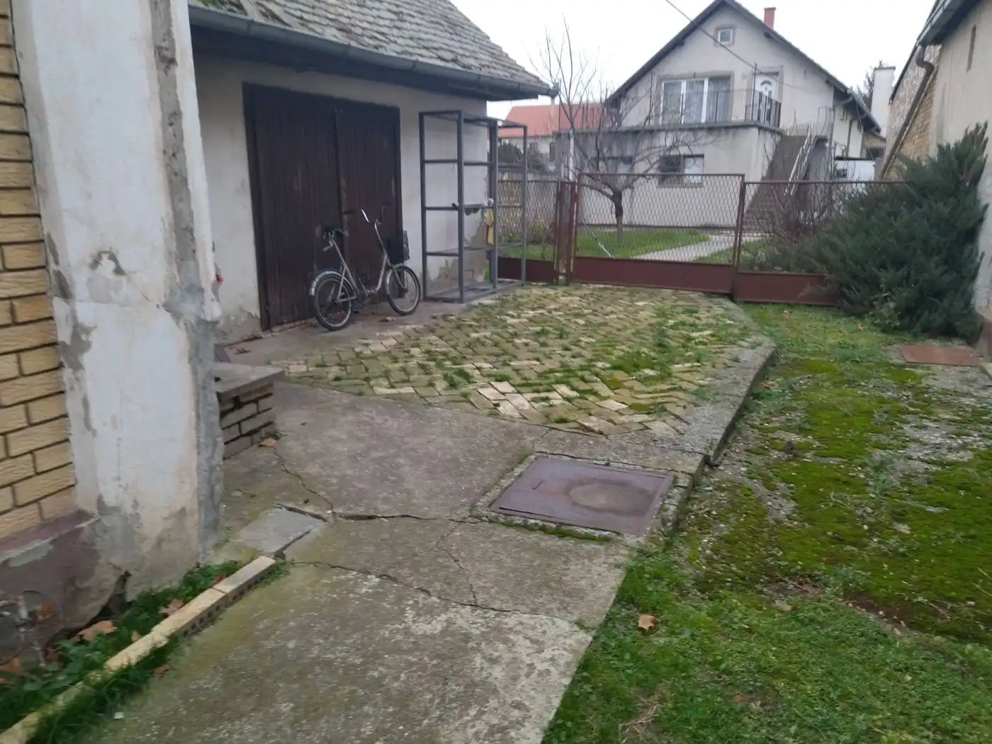 kuca na prodaju Bačka Palanka, 410m2 537947