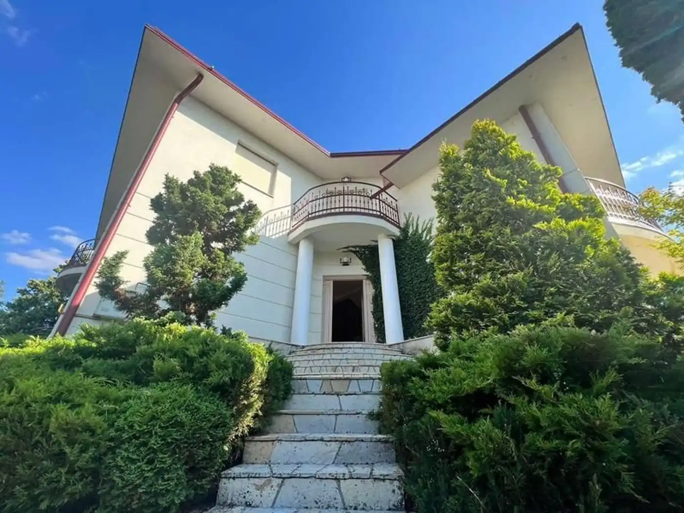 kuca za izdavanje Sremska Kamenica 158m2 12533
