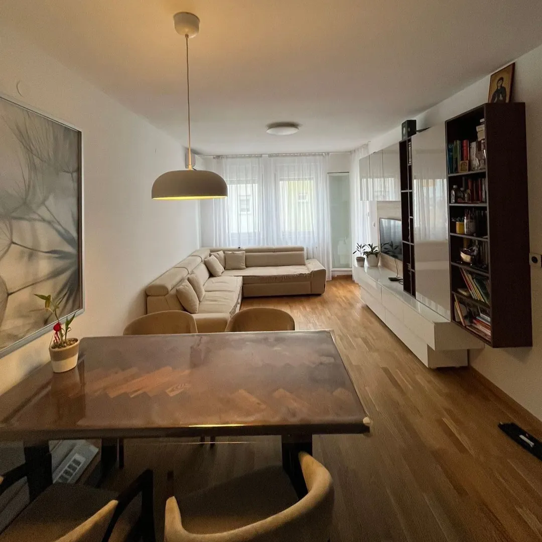 stan na prodaju Novi Sad, 62m2 534602