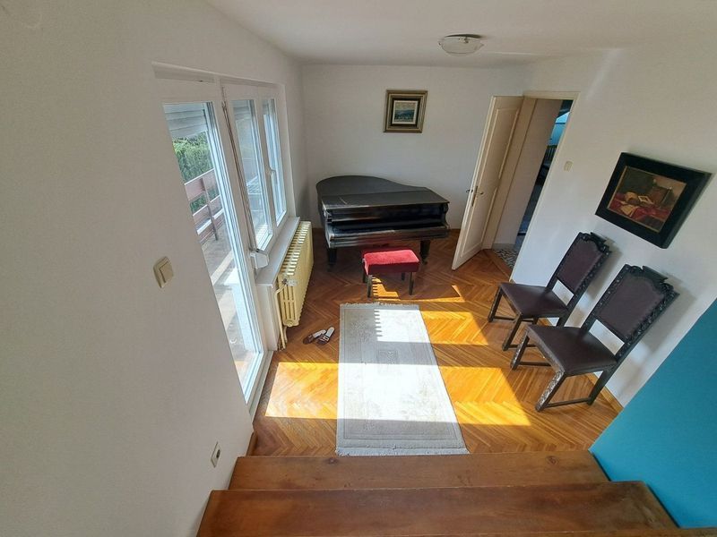 kuca za izdavanje Sremski Karlovci 152m2 12648