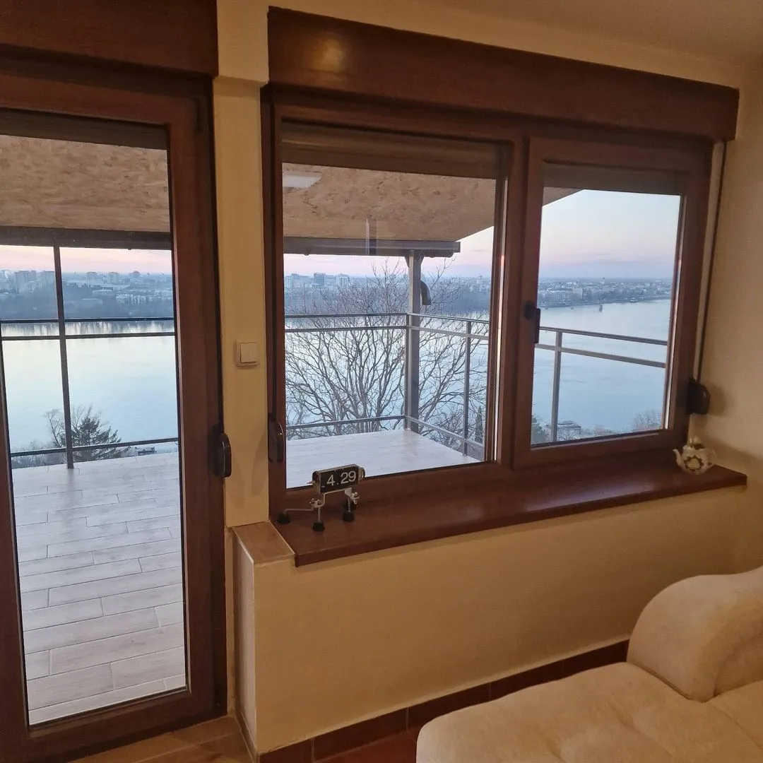 kuca na prodaju Petrovaradin 300m2 541738