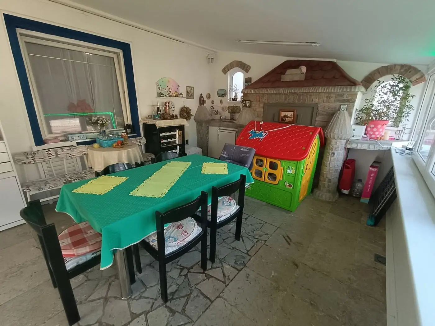 kuca na prodaju Novi Sad 332m2 564062