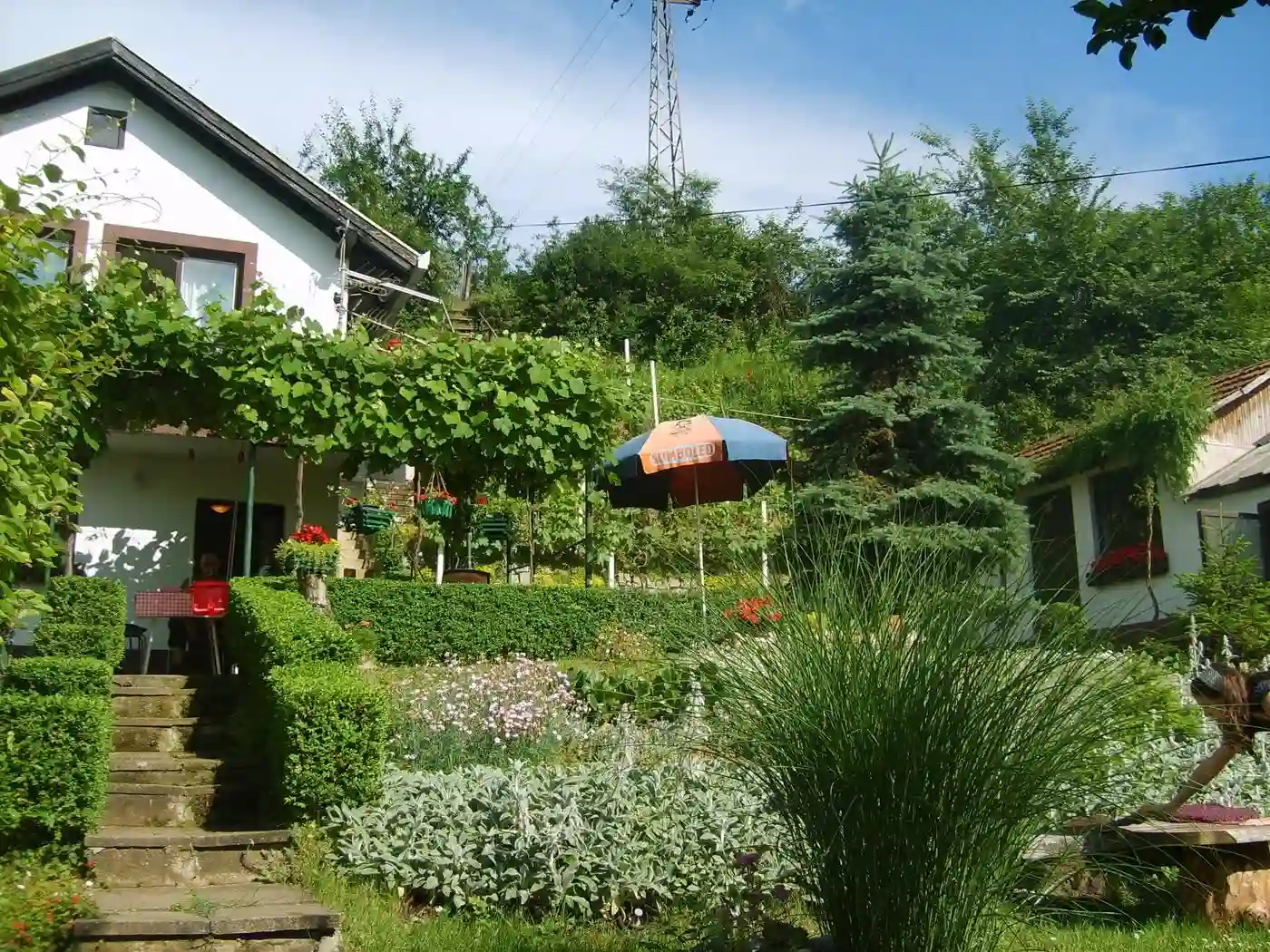 kuca na prodaju Sremska Kamenica, 64m2 541872