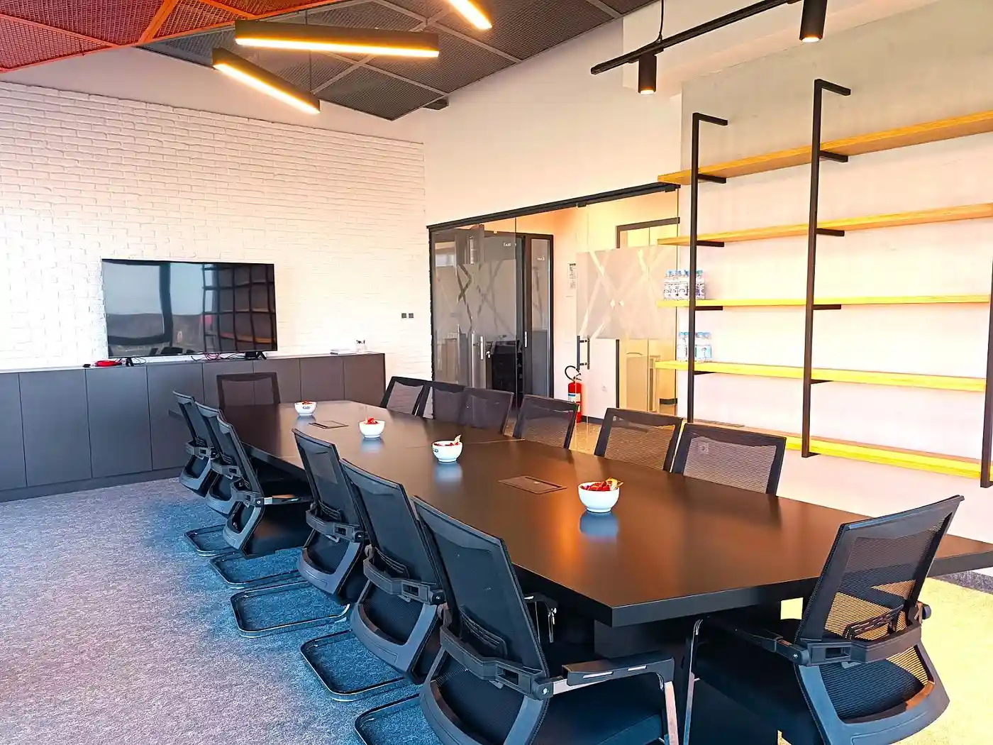 lokal za izdavanje Novi Sad 80m2 12724