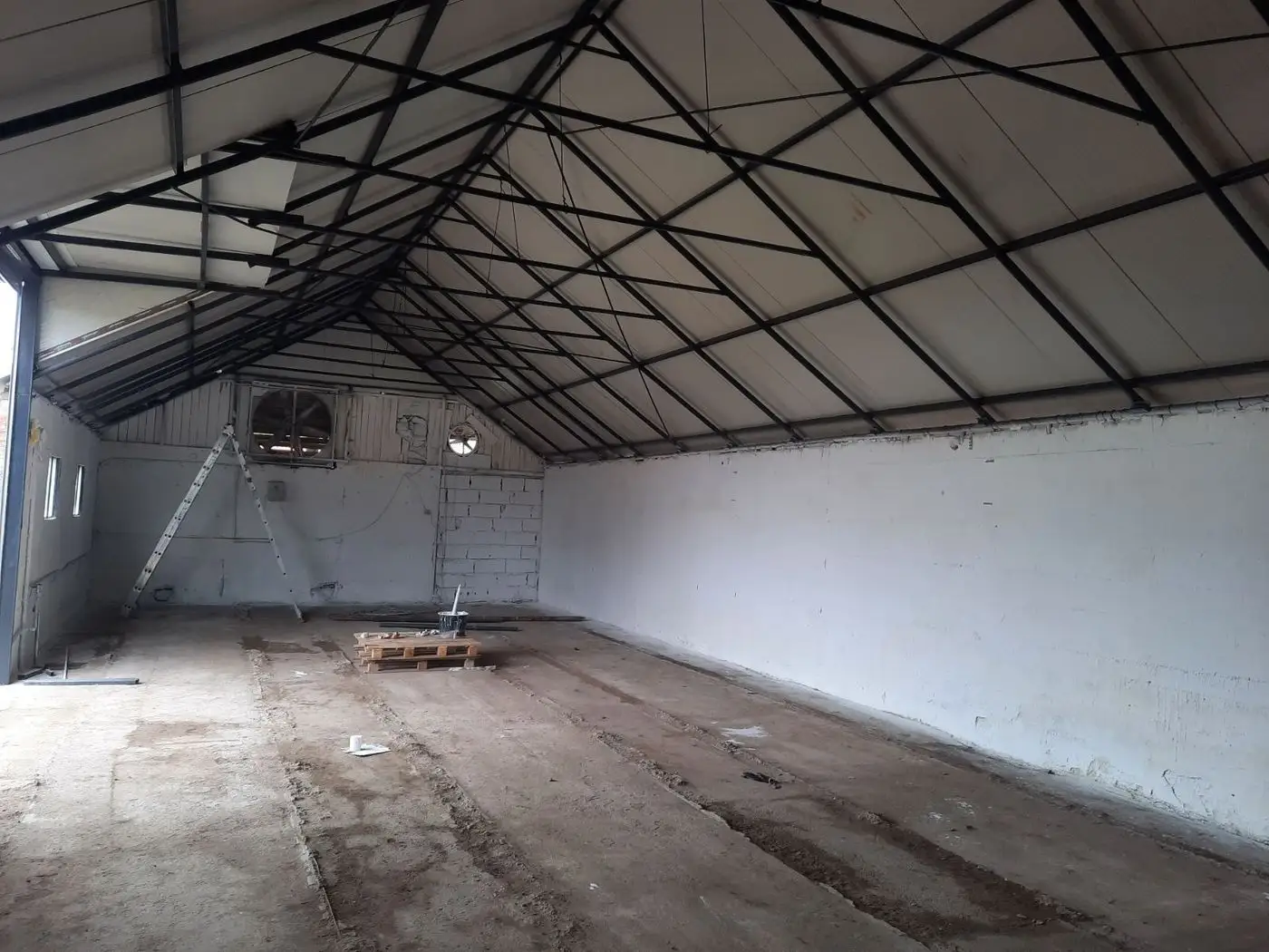 lokal za izdavanje Novi Sad, 190m2 12061