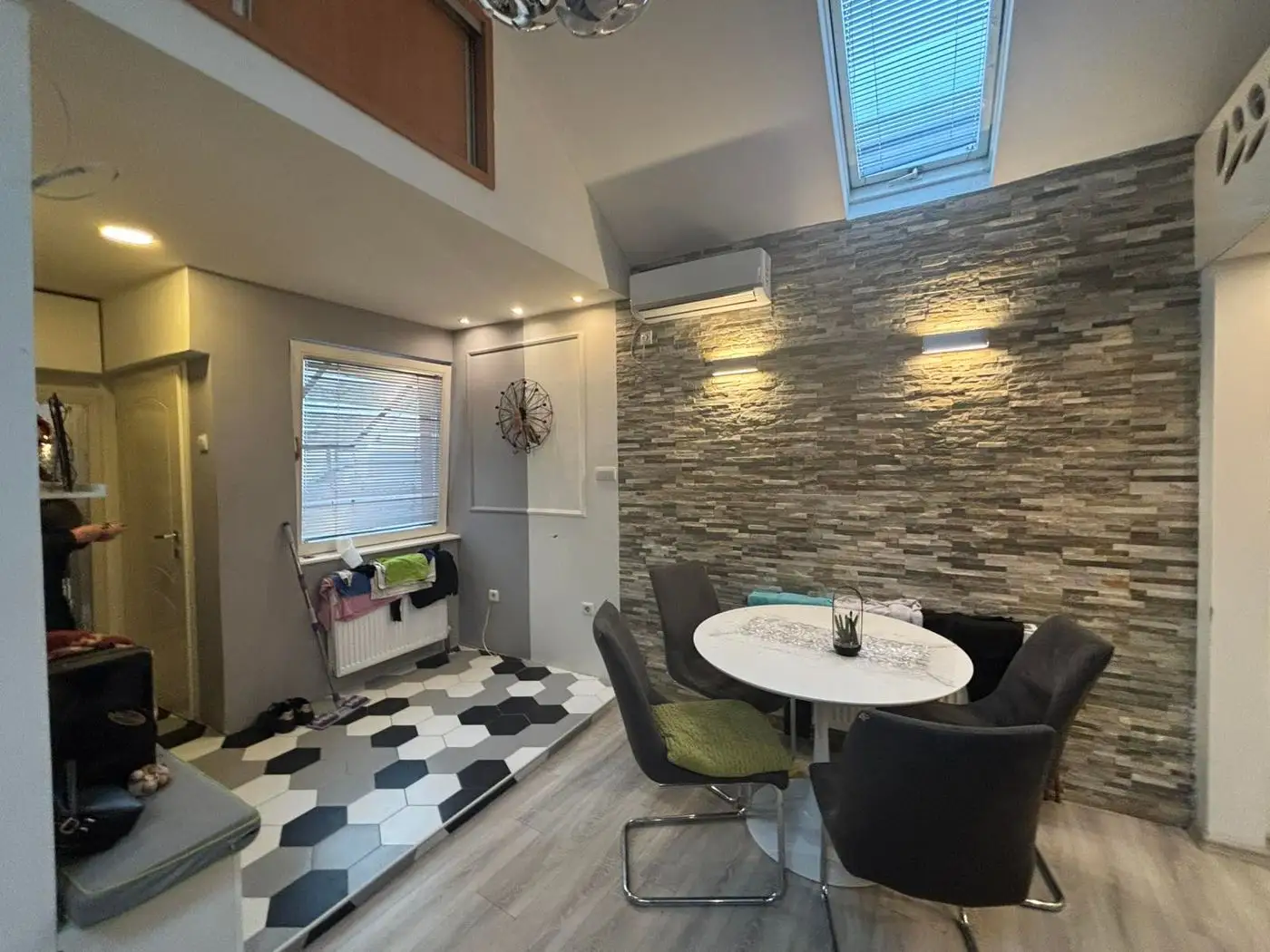 stan na prodaju Novi Sad 75m2 543200