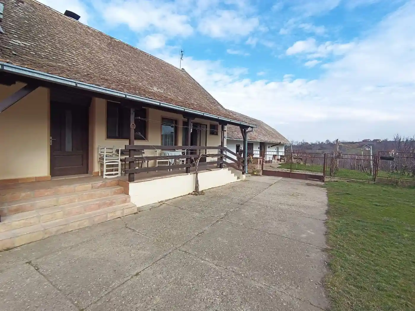 kuca na prodaju Beočin, 218m2 535966