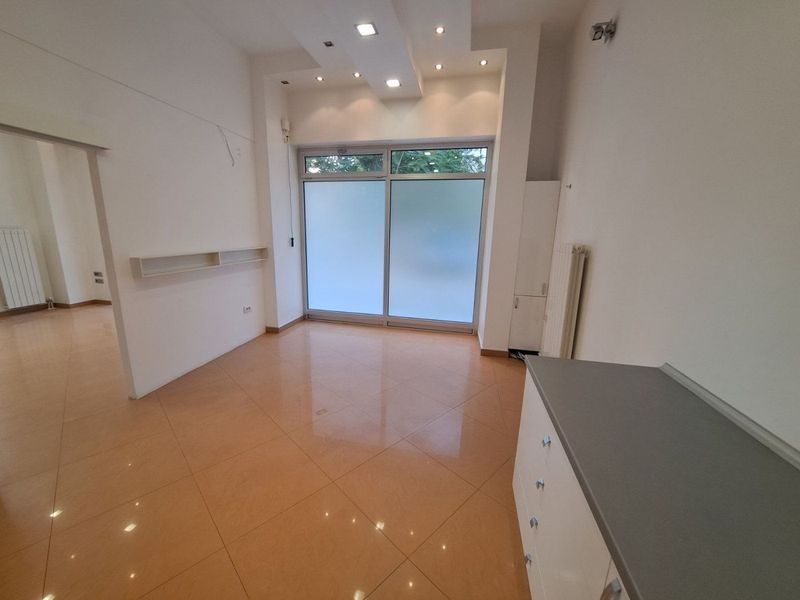 lokal na prodaju Novi Sad 69m2 543537