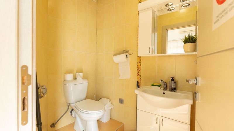 lokal na prodaju Novi Sad 69m2 543537