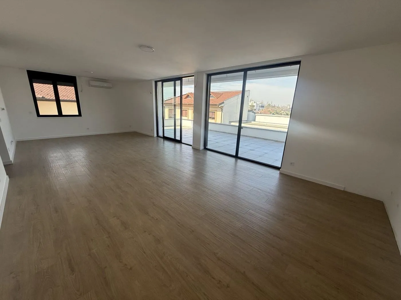 stan na prodaju Novi Sad 140m2 479054