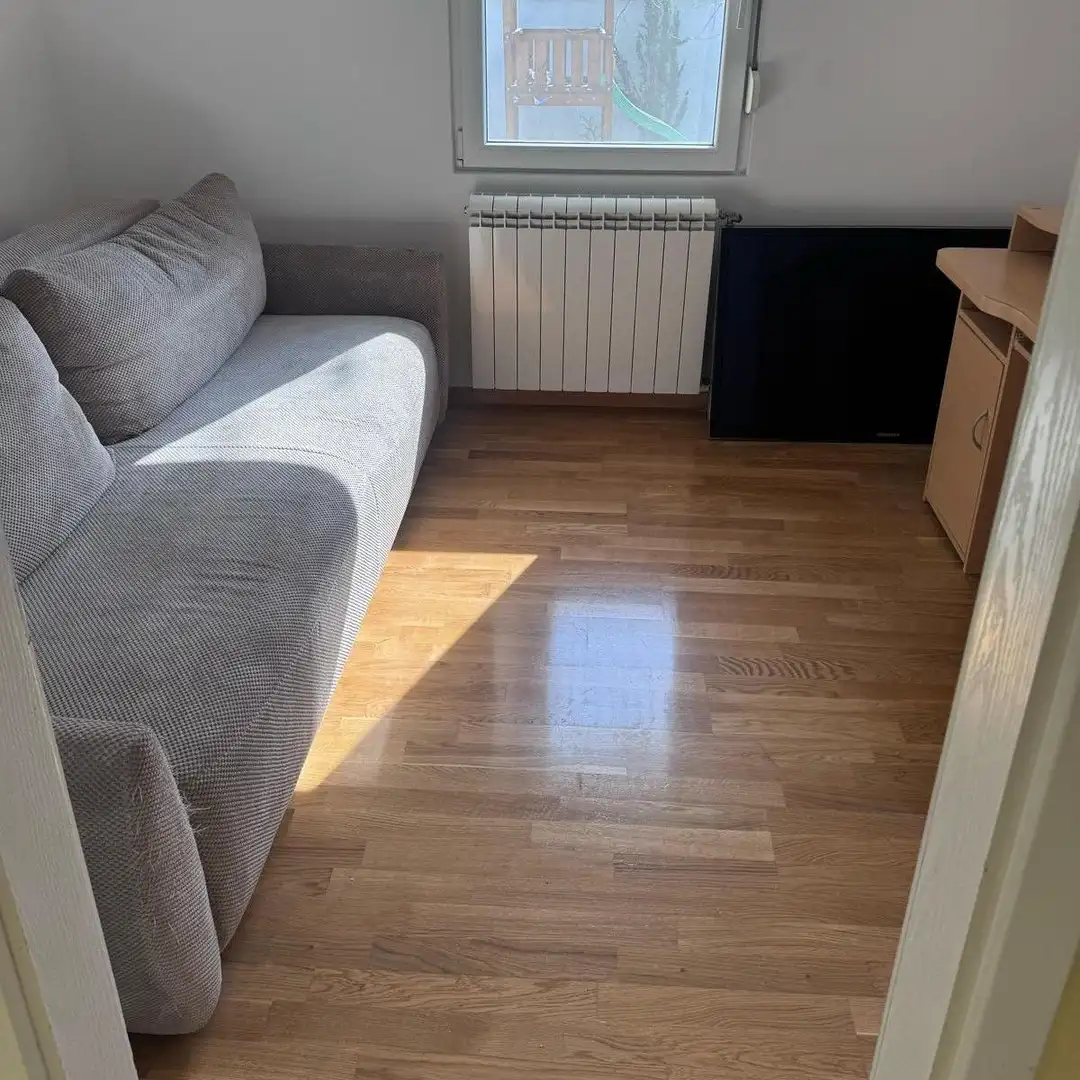 Kuća za izdavanje Novi Sad 173m2, 12919