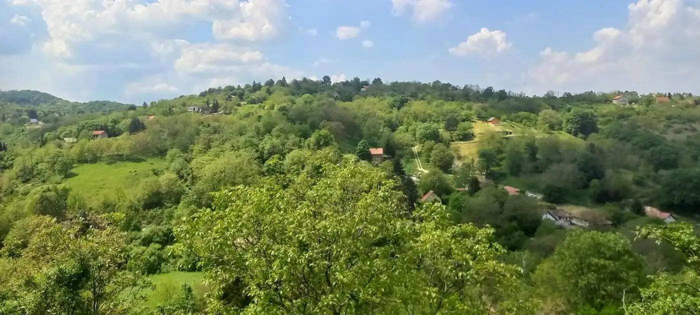 plac na prodaju Sremska Kamenica, 819m2 541091