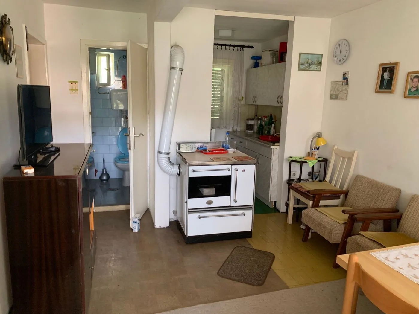 kuca na prodaju Čortanovci, 98m2 555262