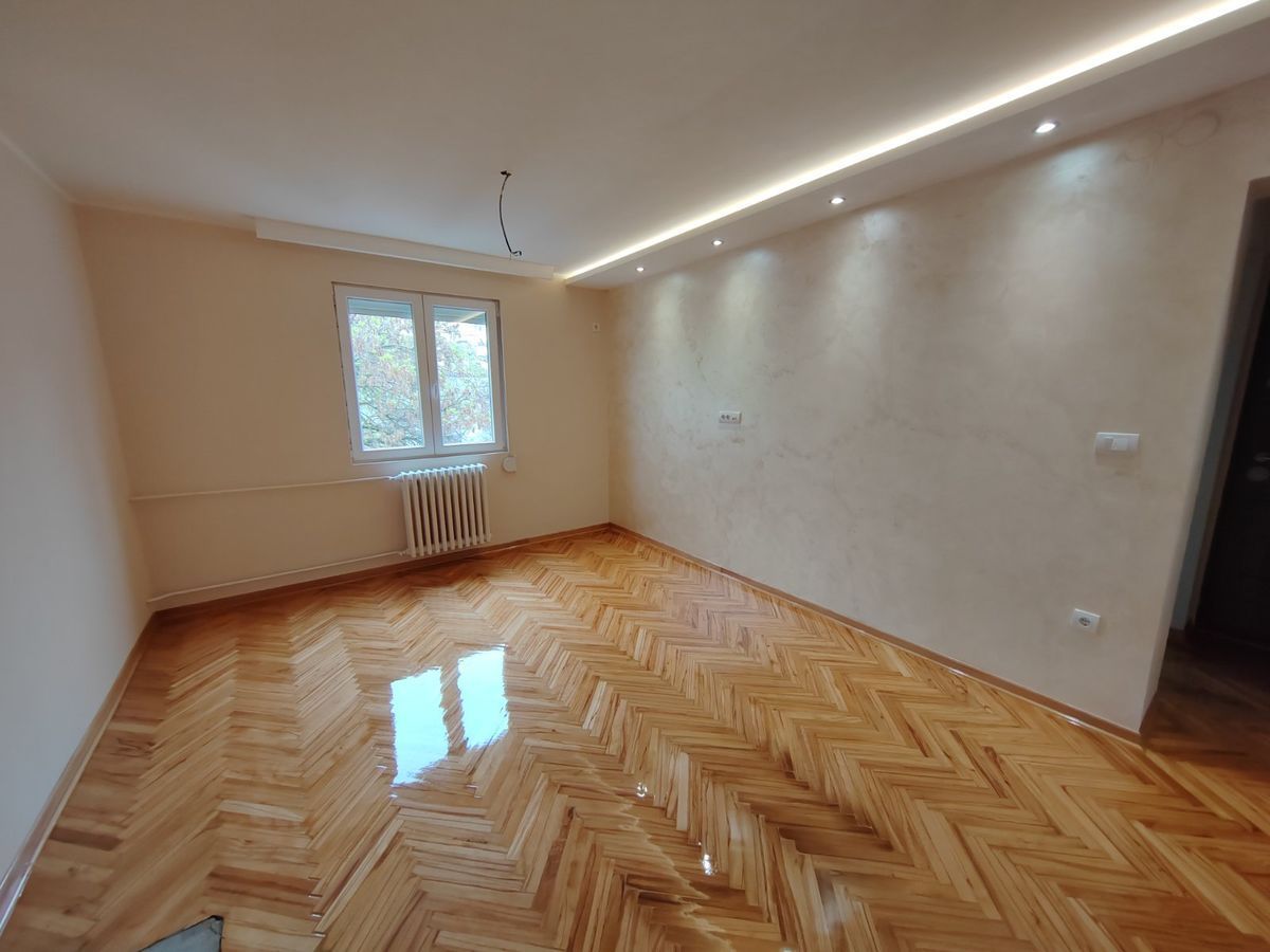 stan na prodaju Novi Sad, 48m2 545029