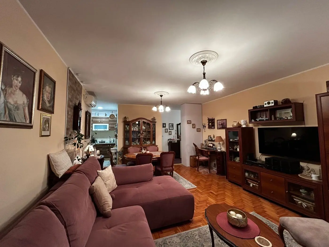 stan na prodaju Novi Sad, 54m2 544921