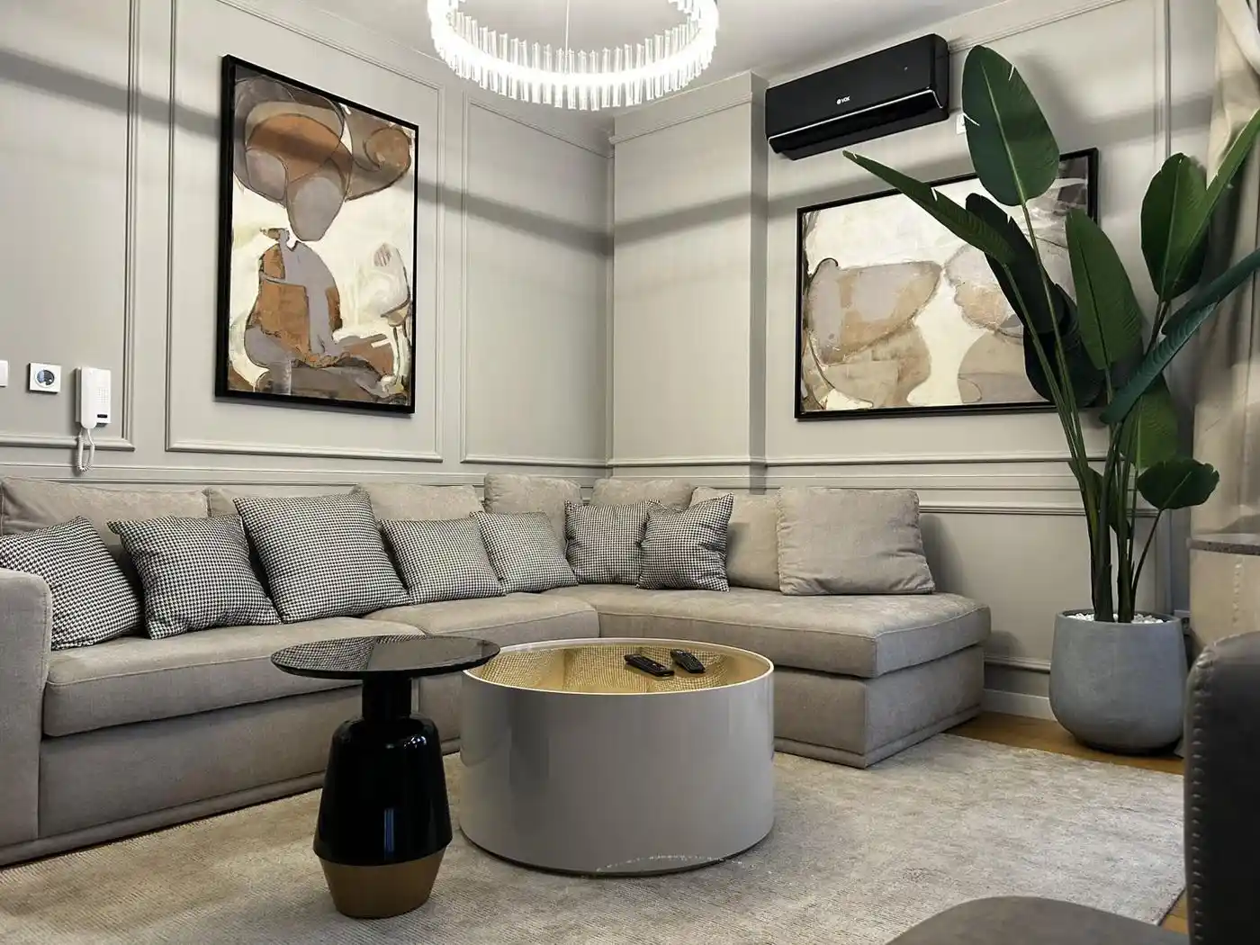 stan na prodaju Novi Sad, 76m2 545410