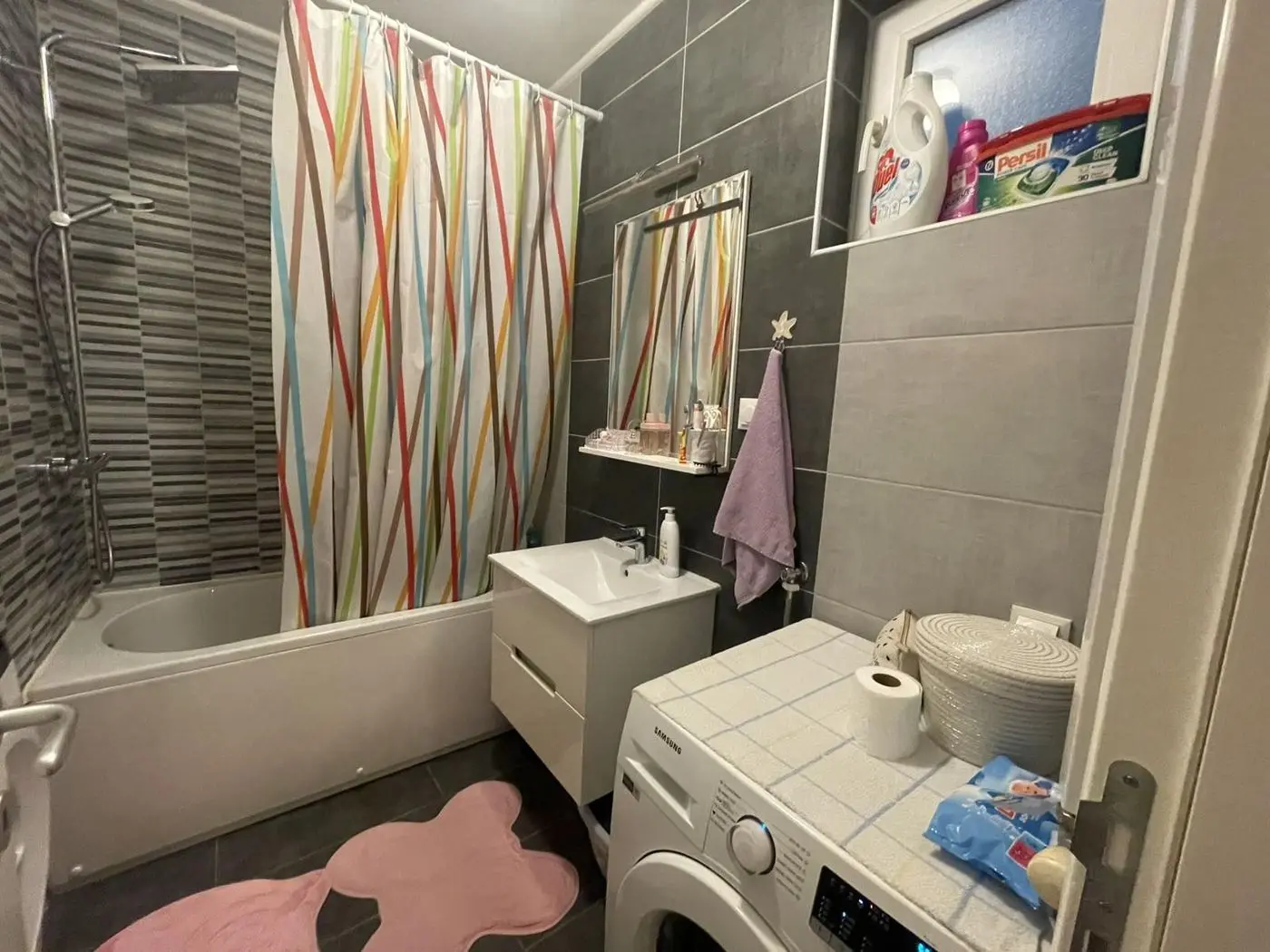 stan na prodaju Novi Sad 70m2 545675