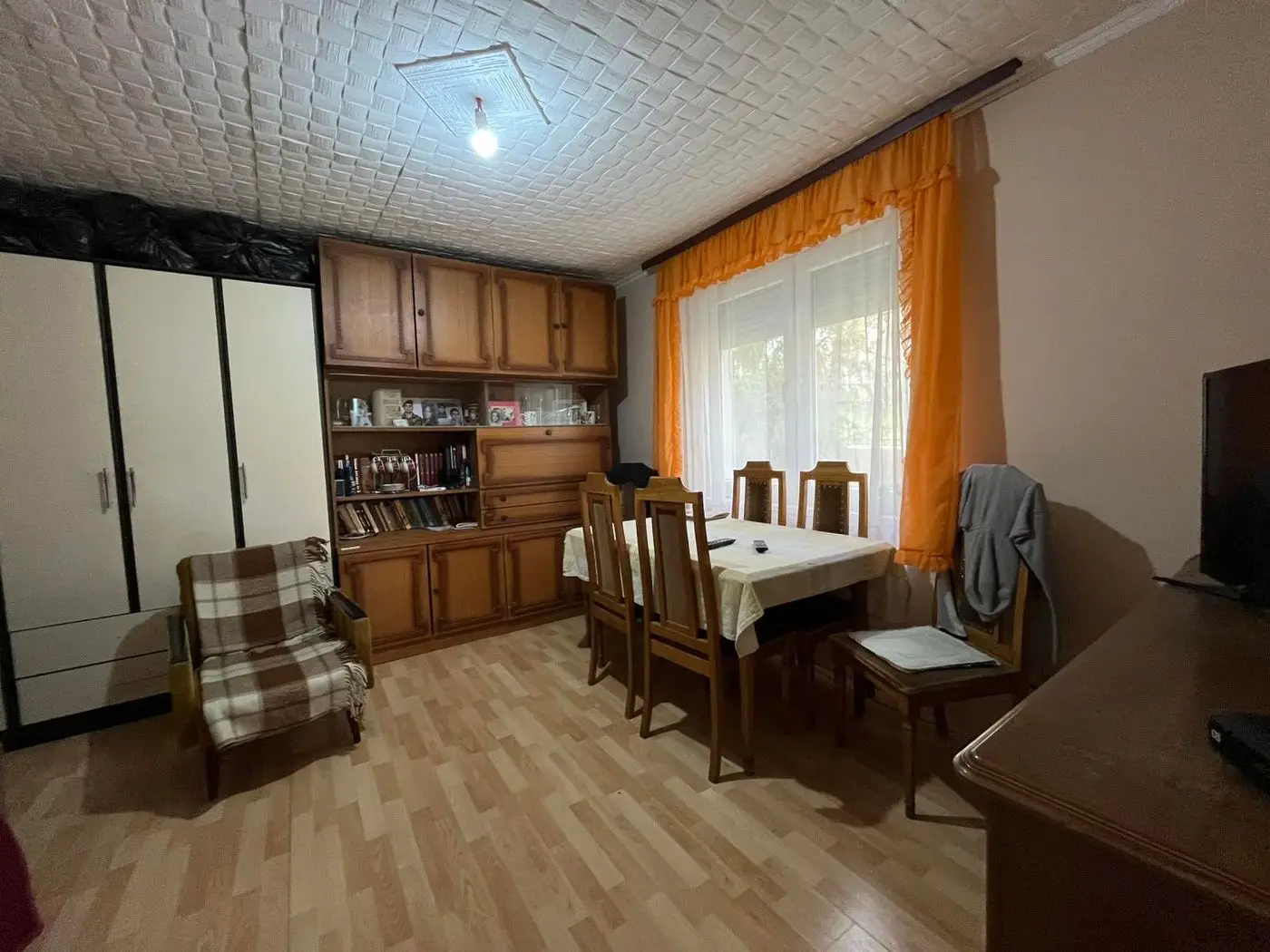 kuca na prodaju Sremska Kamenica 63m2 546028