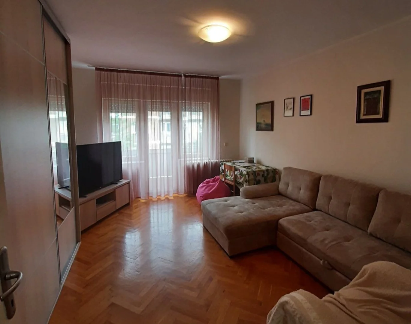 stan na prodaju Novi Sad, 76m2 547042