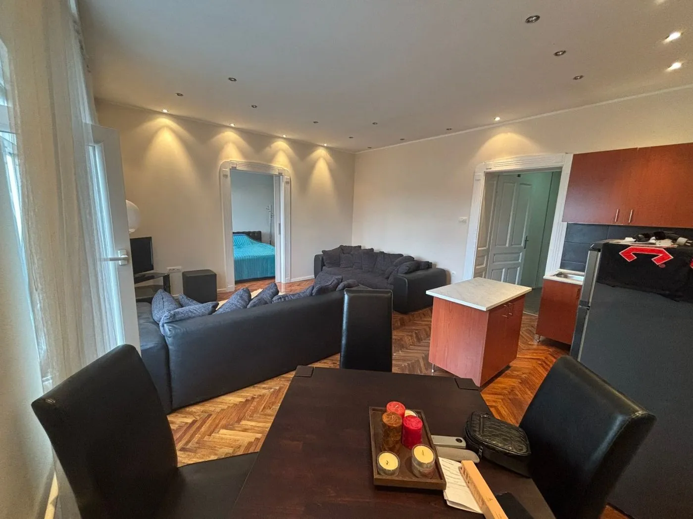 stan na prodaju Novi Sad, 63m2 577516