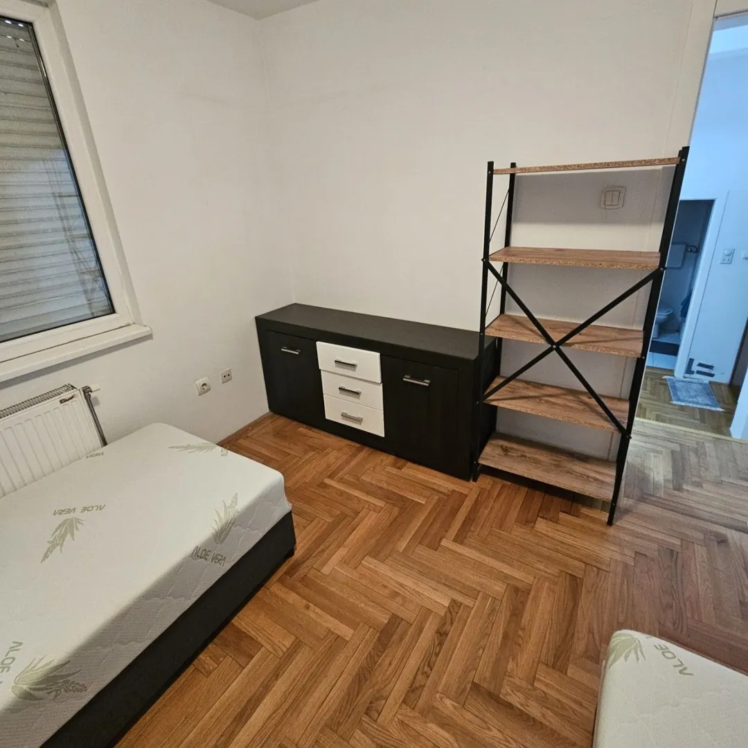 Stan za izdavanje Novi Sad 35m2, 11480