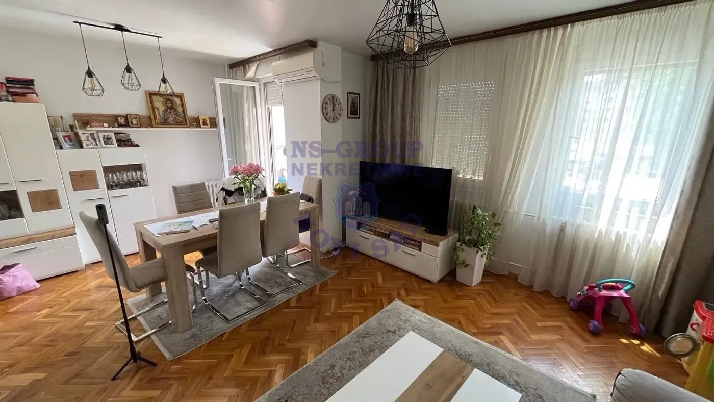 stan na prodaju Novi Sad 69m2 547756