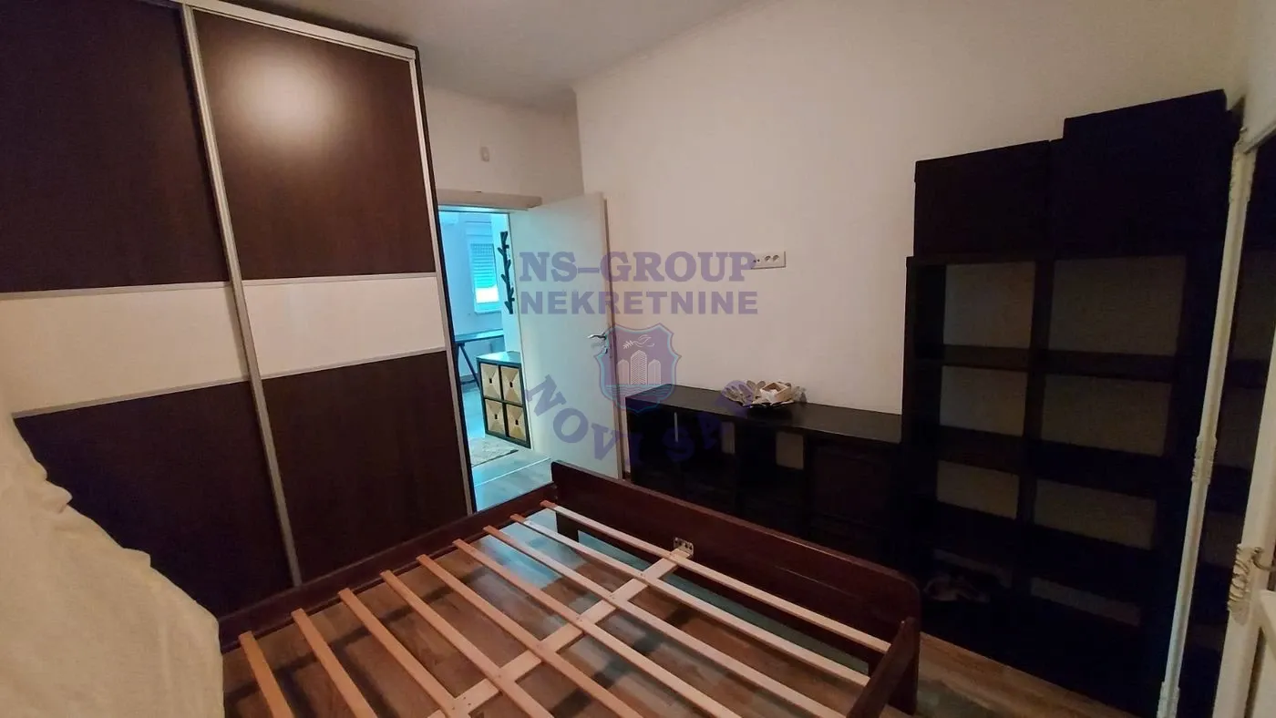 lokal za izdavanje Novi Sad 393m2 13529