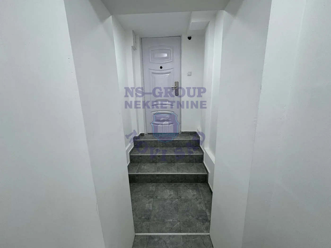 stan na prodaju Petrovaradin 43m2 547882