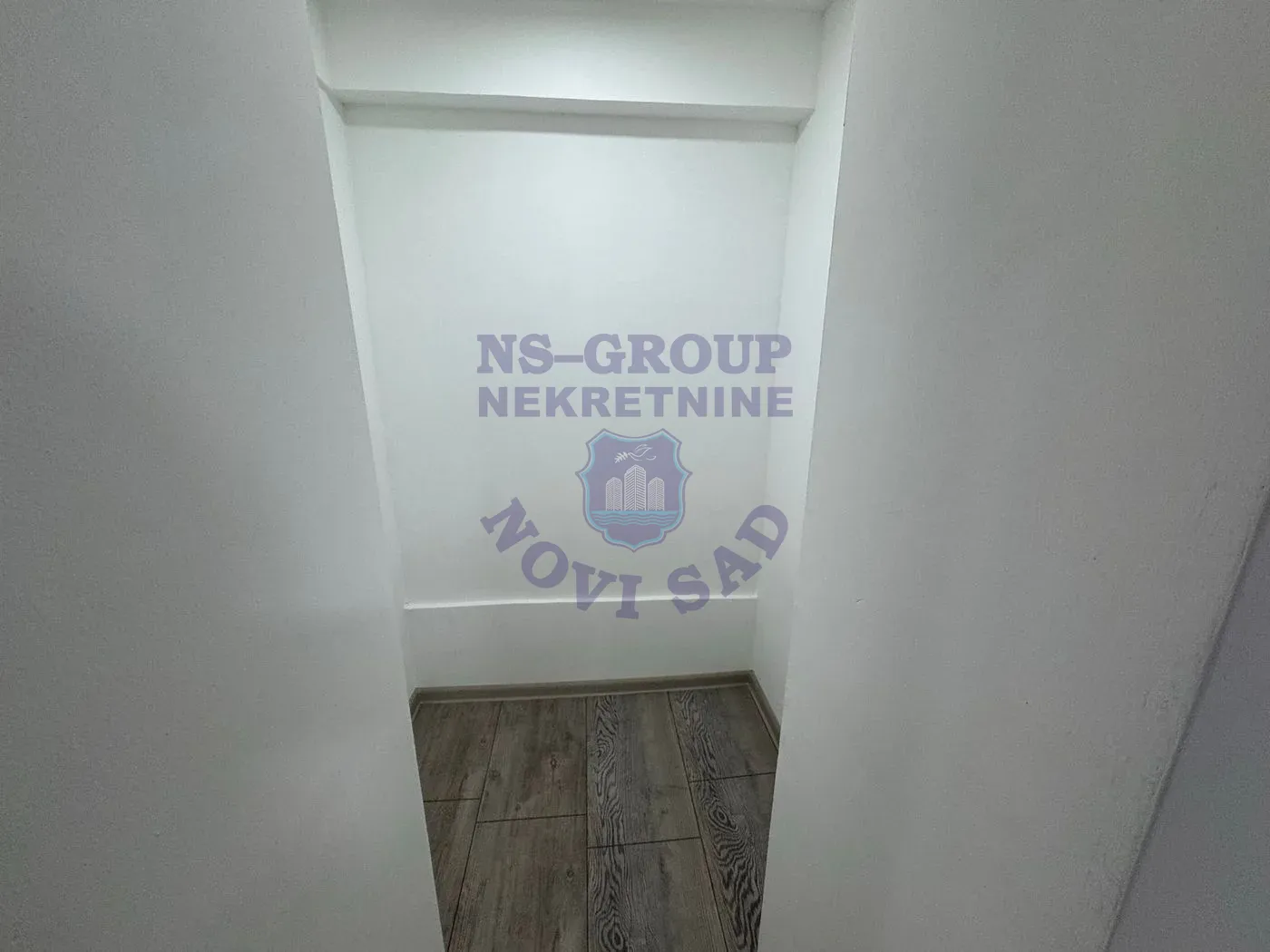 stan na prodaju Petrovaradin 43m2 547882