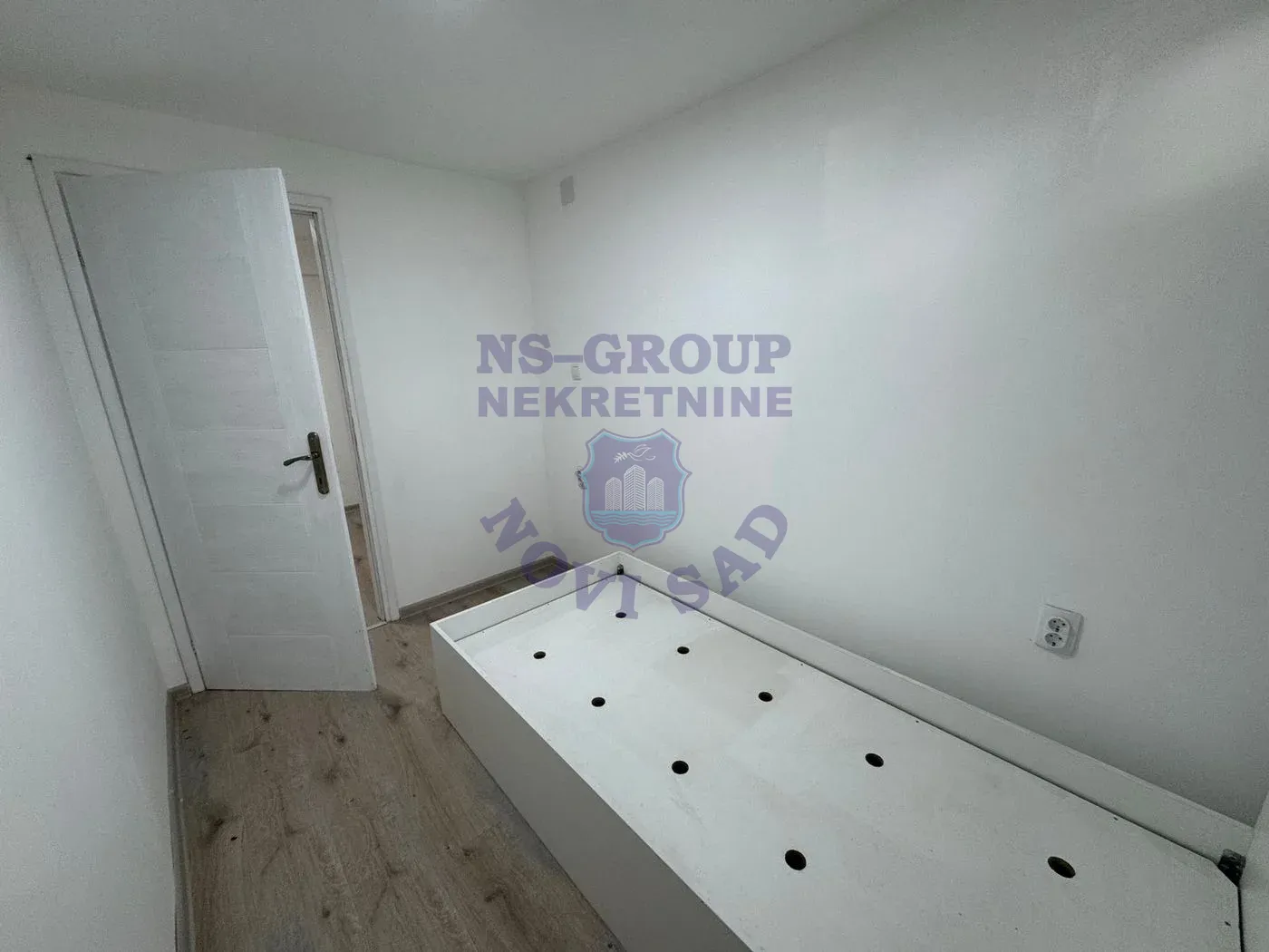 stan na prodaju Petrovaradin 43m2 547882