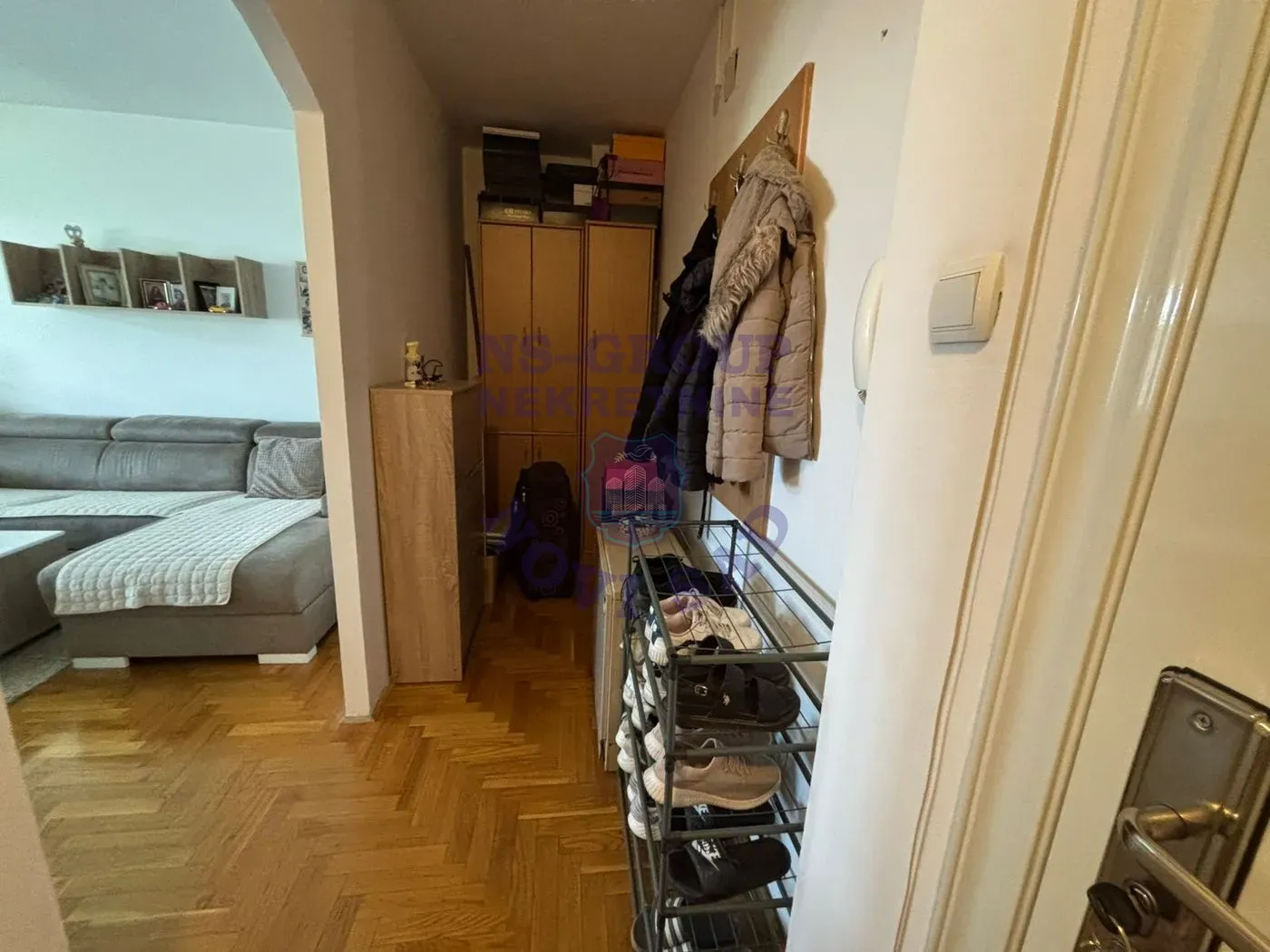 stan na prodaju Veternik 72m2 547626