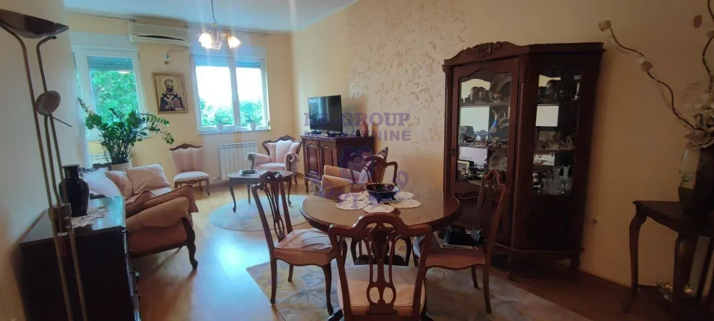 stan na prodaju Novi Sad, 90m2 547980