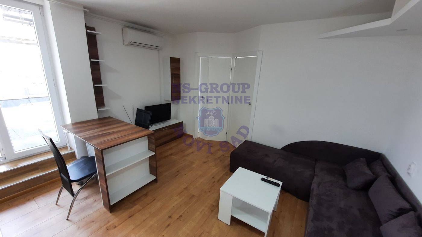 Stan za izdavanje Novi Sad 34m2, 13618
