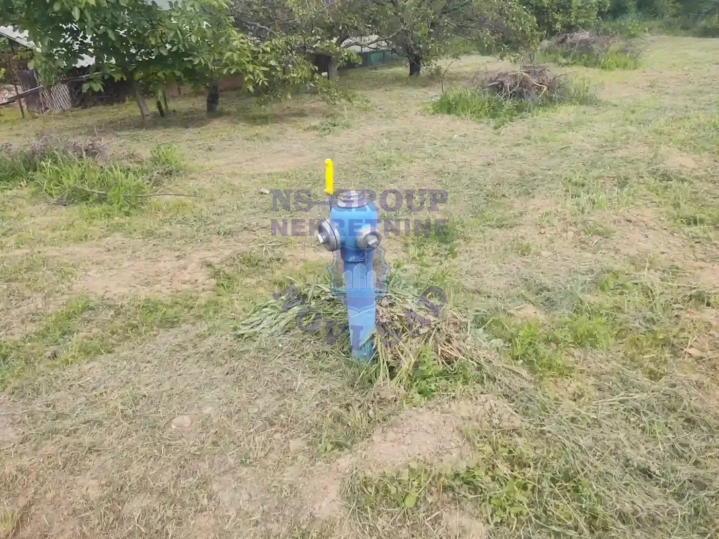 plac na prodaju Ledinci 901m2 548420