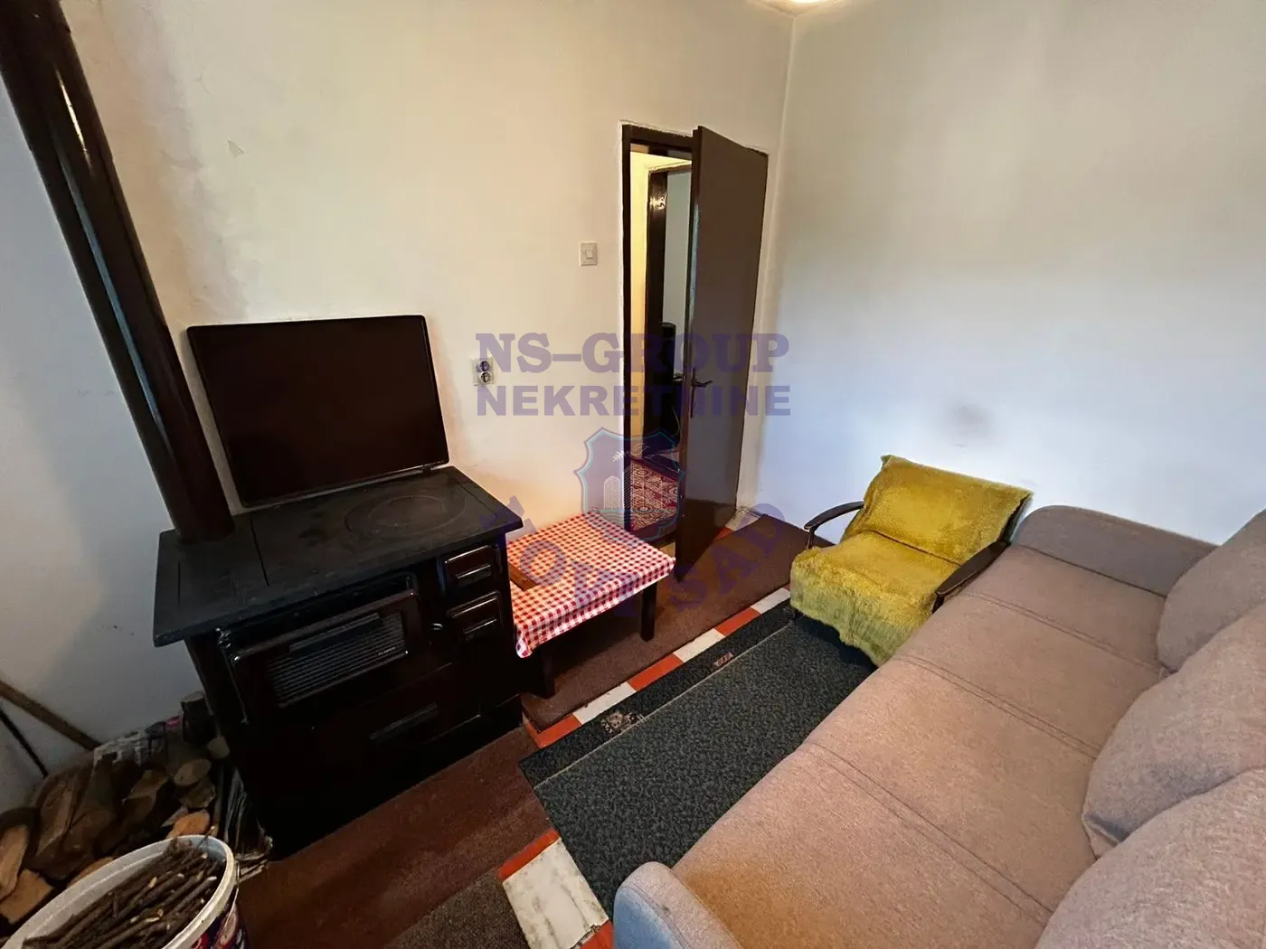 kuca na prodaju Čortanovci 52m2 548546
