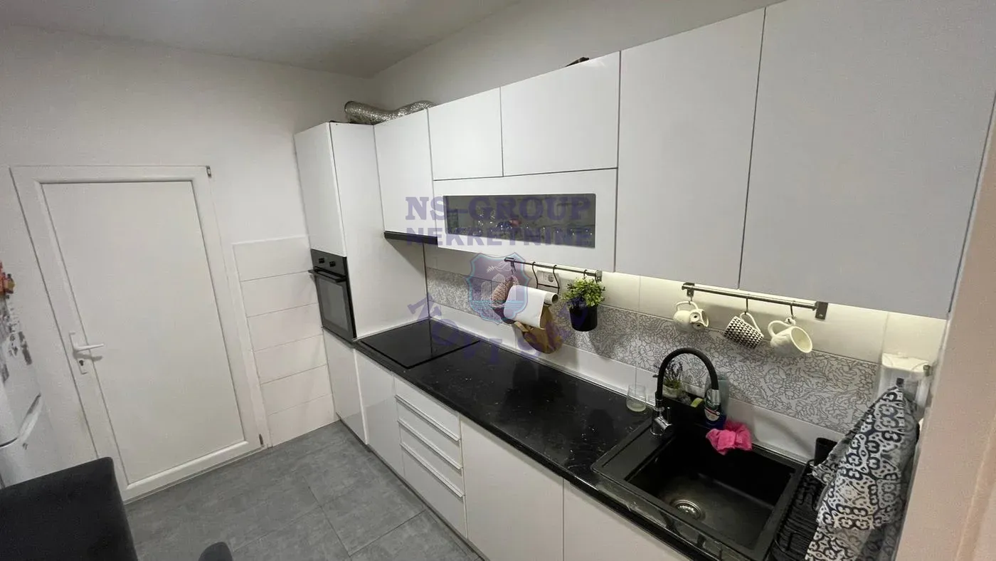 stan na prodaju Novi Sad 67m2 548493