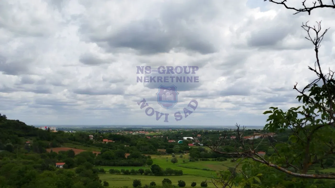 plac na prodaju Sremska Kamenica, 1361m2 548741