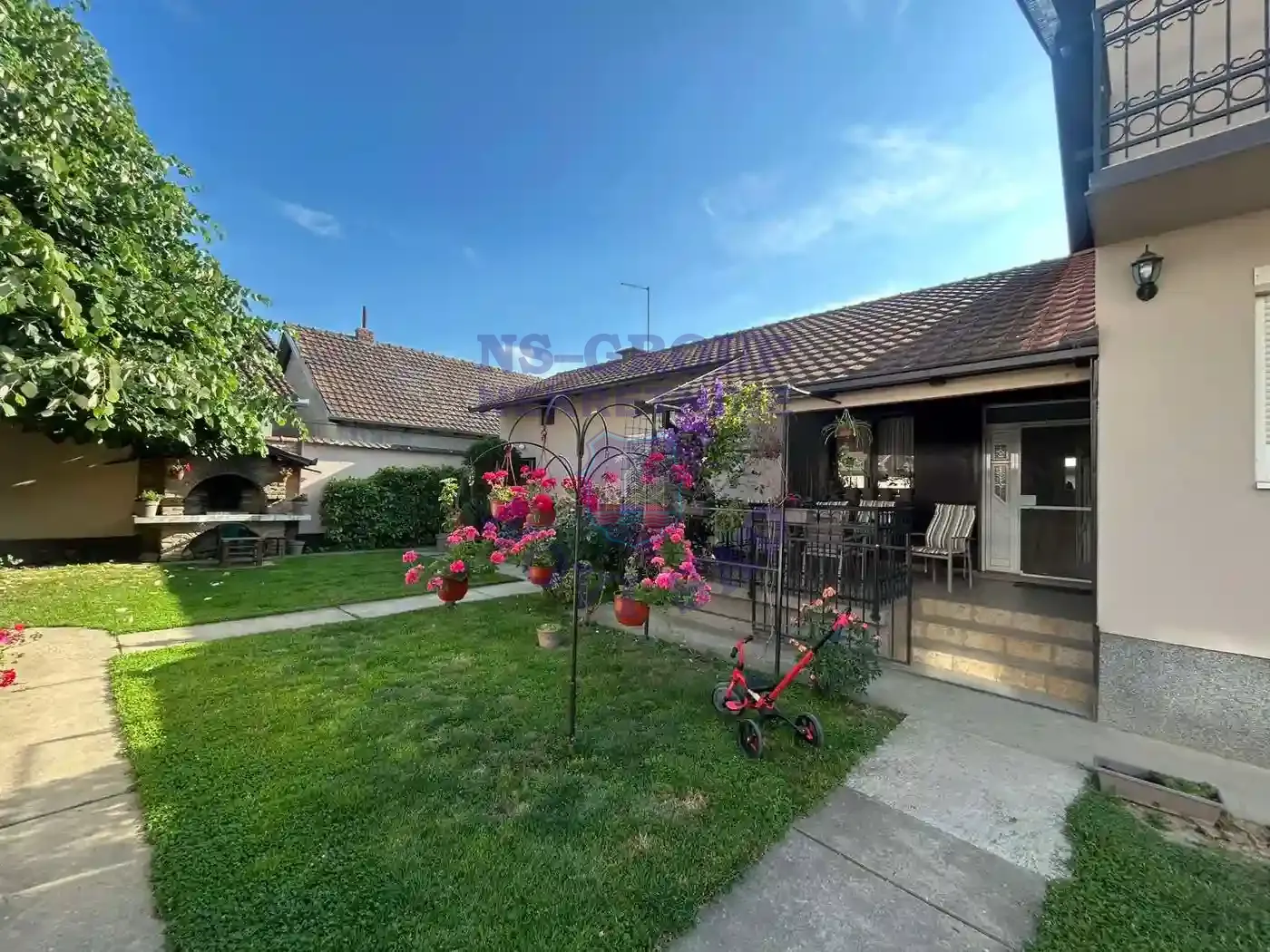 kuca na prodaju Novi Sad, 259m2 549118