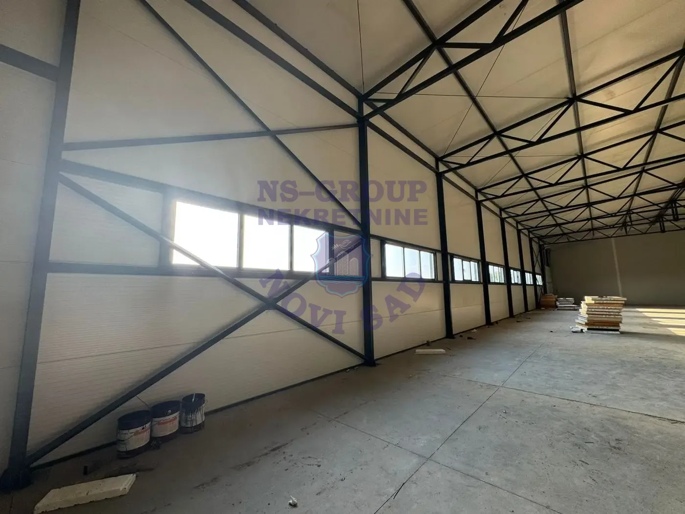 lokal za izdavanje Rumenka 1000m2 13762