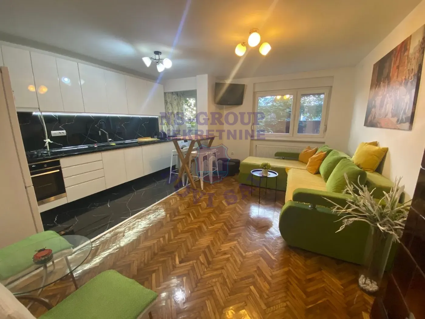 stan na prodaju Novi Sad, 43m2 548589