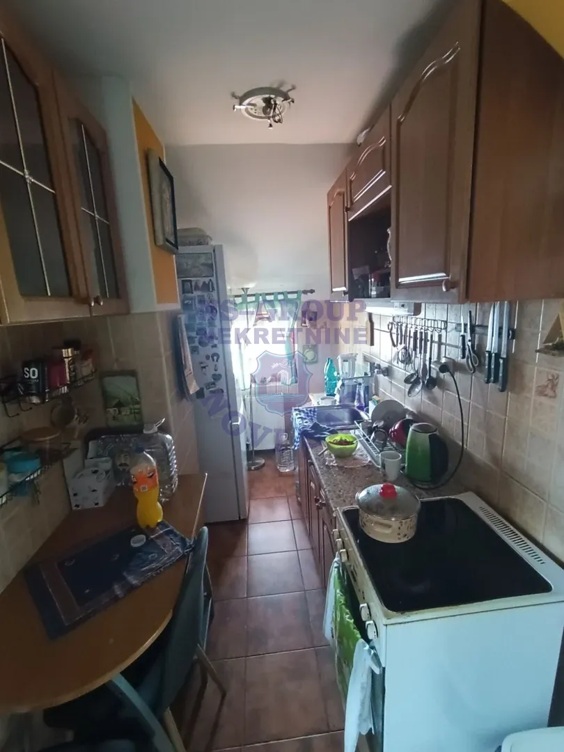 kuca na prodaju Veternik 180m2 549544