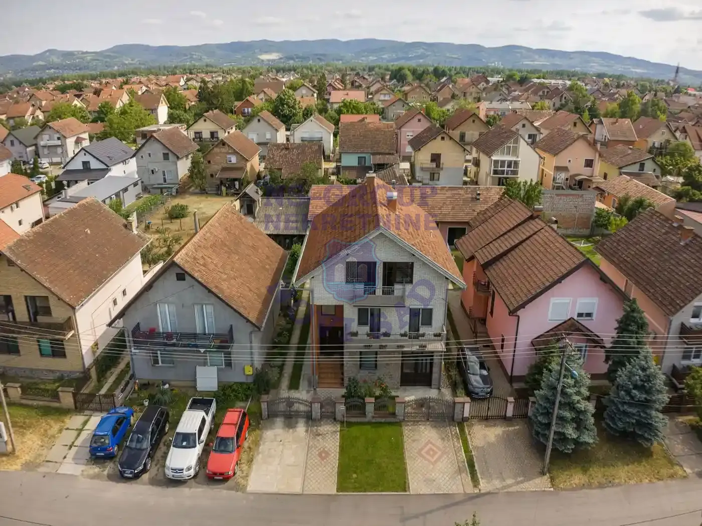 kuca na prodaju Futog 280m2 549707