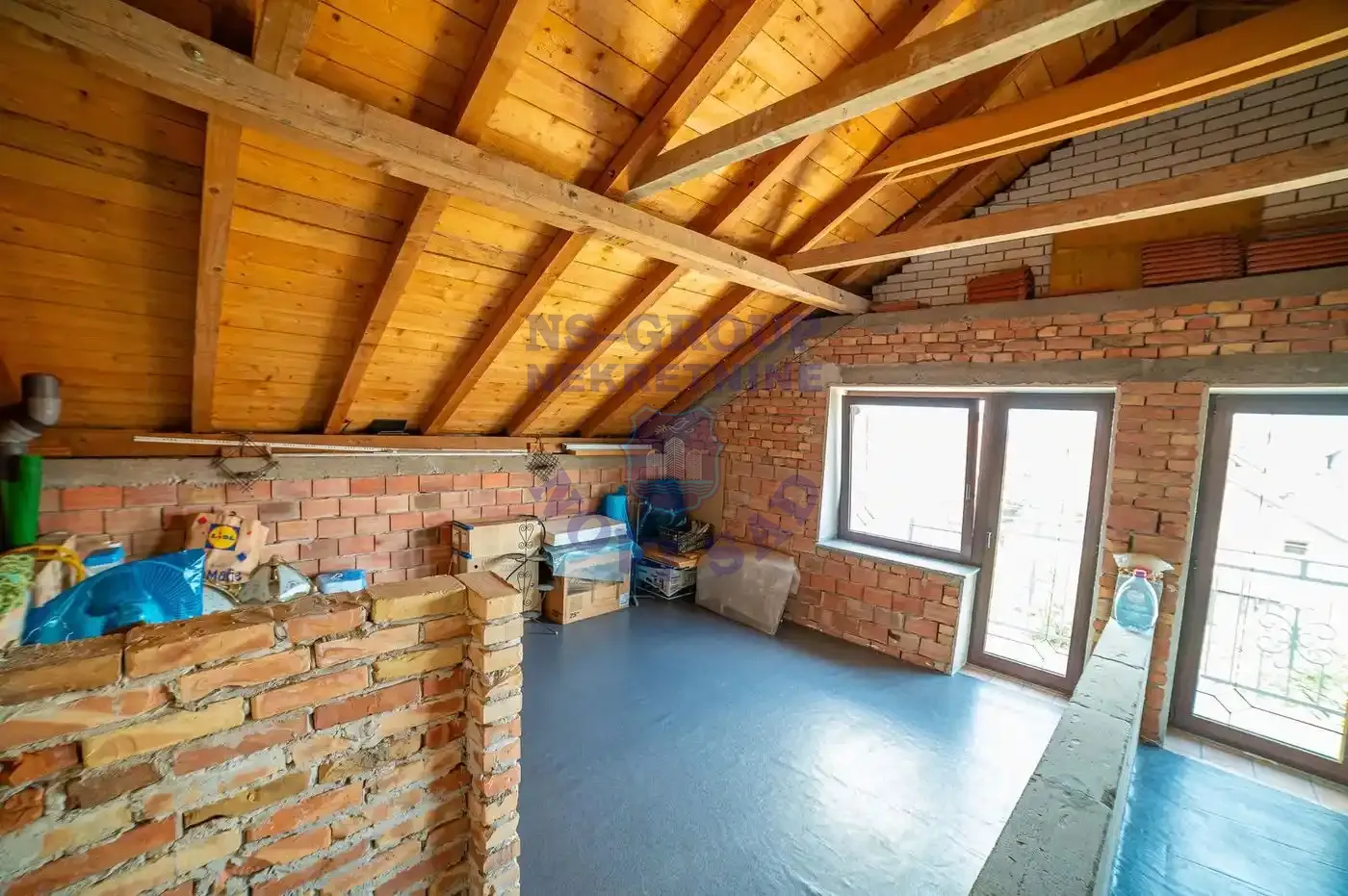 kuca na prodaju Futog 280m2 549707